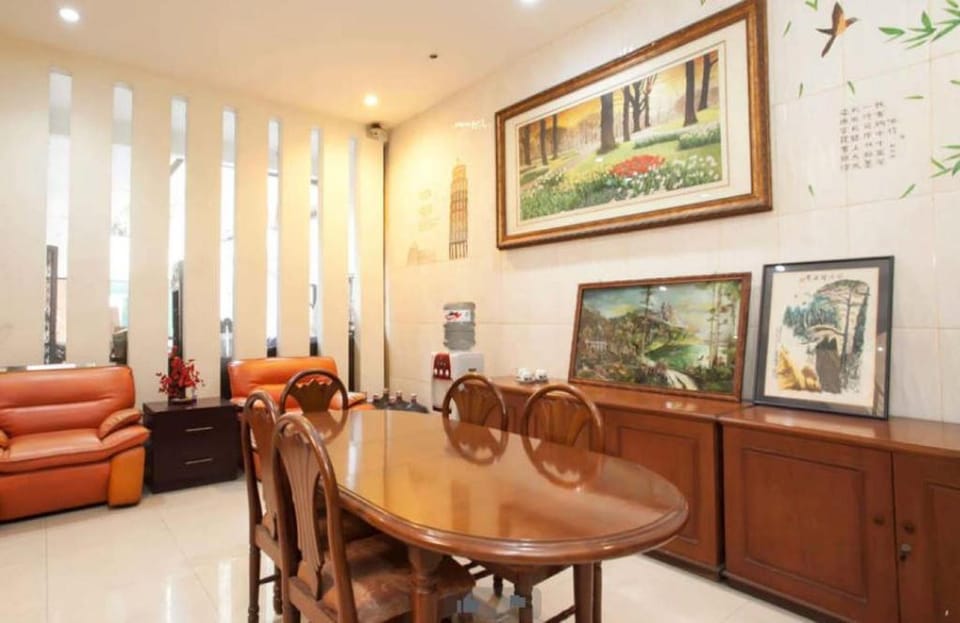 Soerabaja Place Guest House Bed and Breakfast in Surabaya