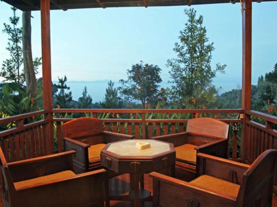 Kastuba Resort Hotel in Lembang