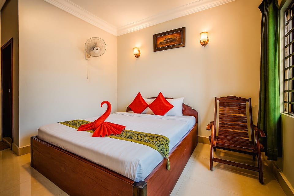 Golden Papaya Guesthouse Bed and Breakfast in Krong Siem Reap