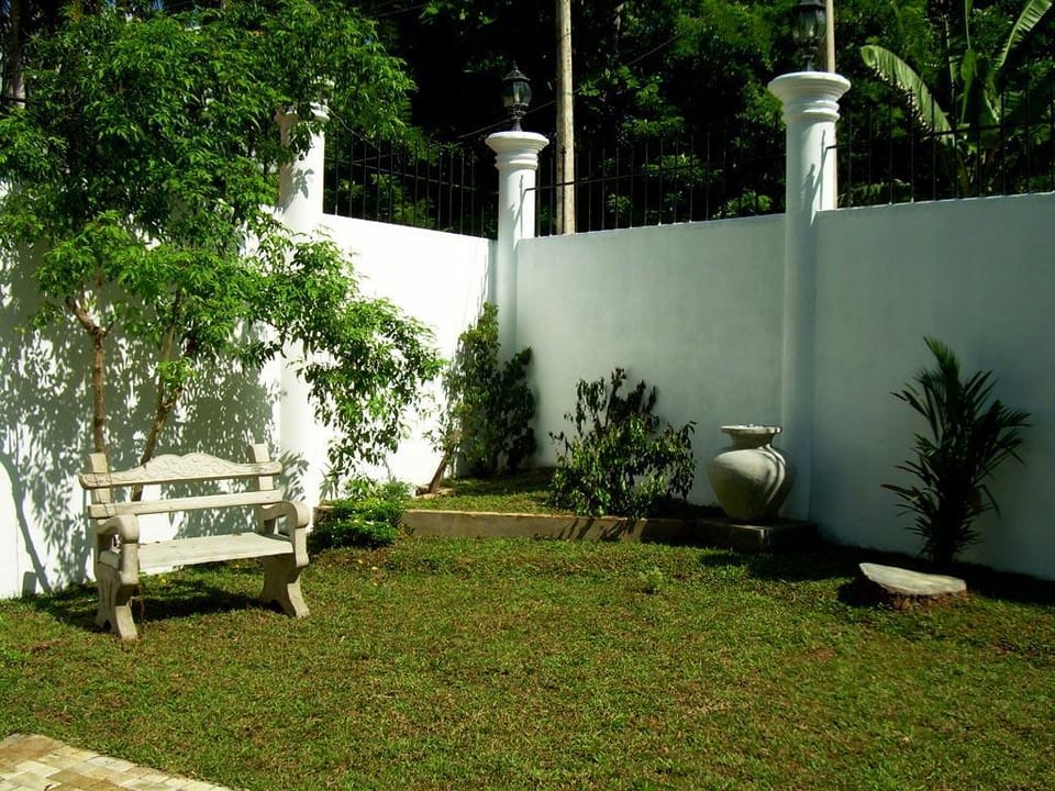 Bandhusena House and Apartment Apartment in Mirissa