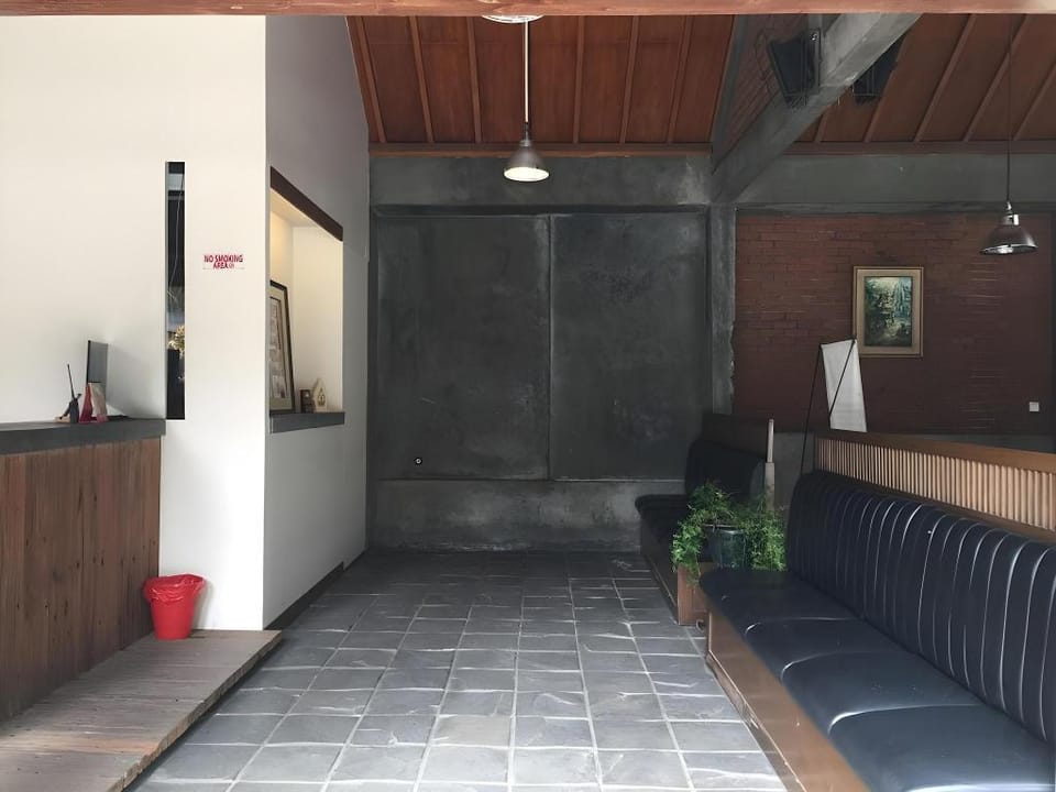 Rumah Stroberi Organic Farm & Family Lodge Campground/ 
RV Resort in Parongpong
