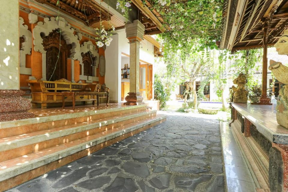The Legian Mas Beach Inn Hotel in Kuta