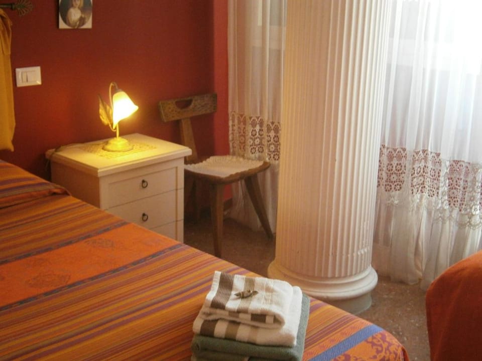 Passeggiate Romane Bed and Breakfast in Rome