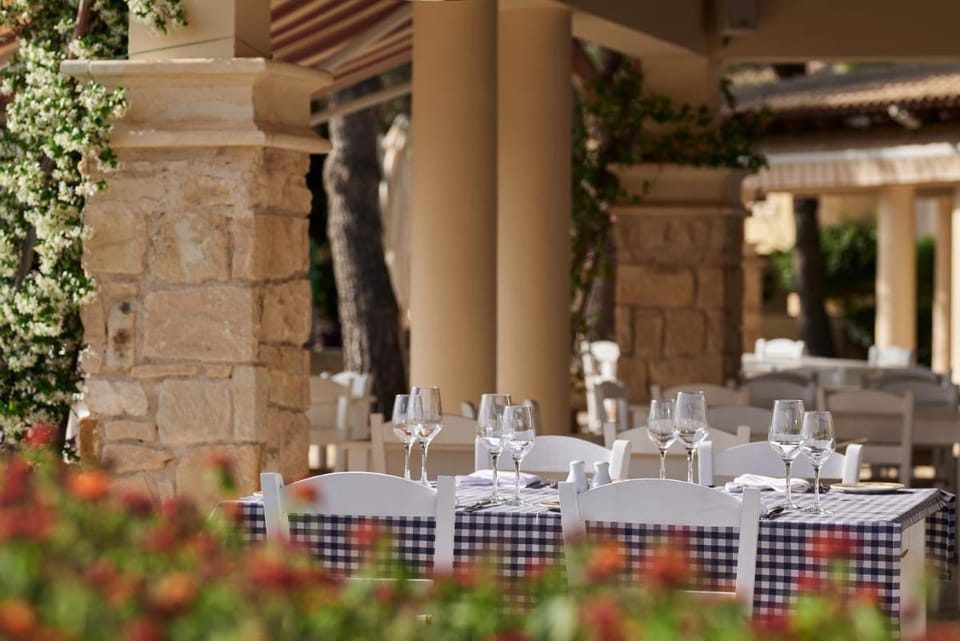 Aphrodite Hills Rentals - Junior Villas Resort in Kouklia