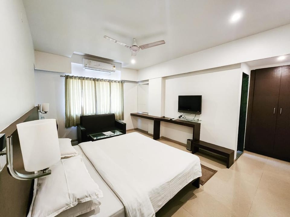 Hotel Rajwada Hotel in Maharashtra