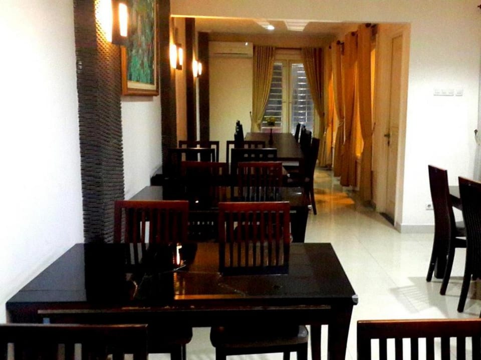Walan Syariah Hotel Hotel in East Java