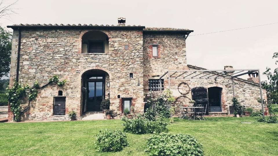 Podere Pievina Delle Corti - Dimora di Campagna Country House in Tuscany