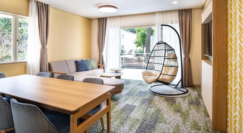 Luxze Hitotsuba Cottage Himuka Hotel in Japan