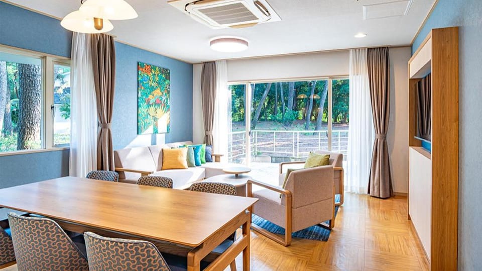 Luxze Hitotsuba Cottage Himuka Hotel in Japan