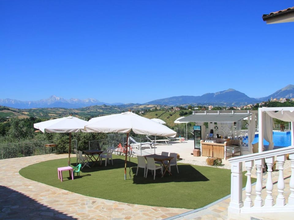 Villa in Case Alte with Heated Pool  Spa Villa in Abruzzo