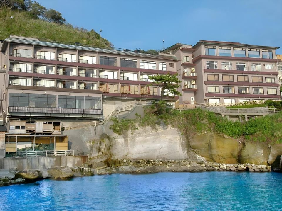Ryokan Umibe no Kakure yu Seiryu Ryokan in Shizuoka Prefecture