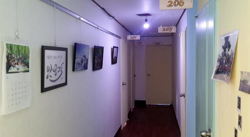 Minjoonggak Guesthouse Bed and Breakfast in South Korea