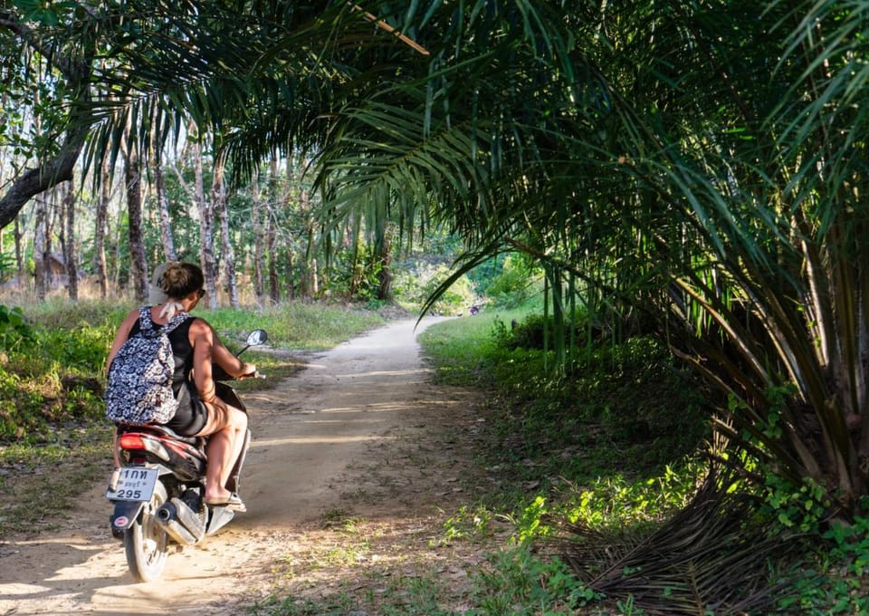 Rabbit Bungalow Resort in Ko Phayam