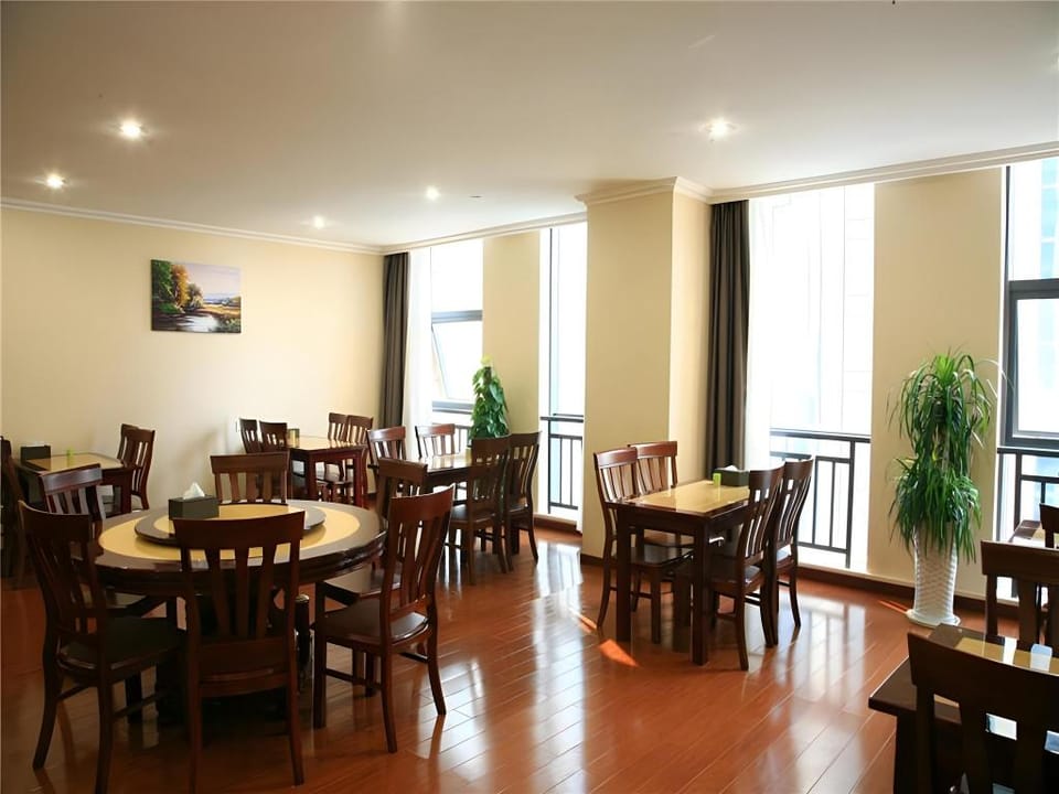 GreenTree Inn Zhejiang Shaoxing Keqiao Xingyue Road Zhongqing Building Business Hotel Hotel in Hangzhou