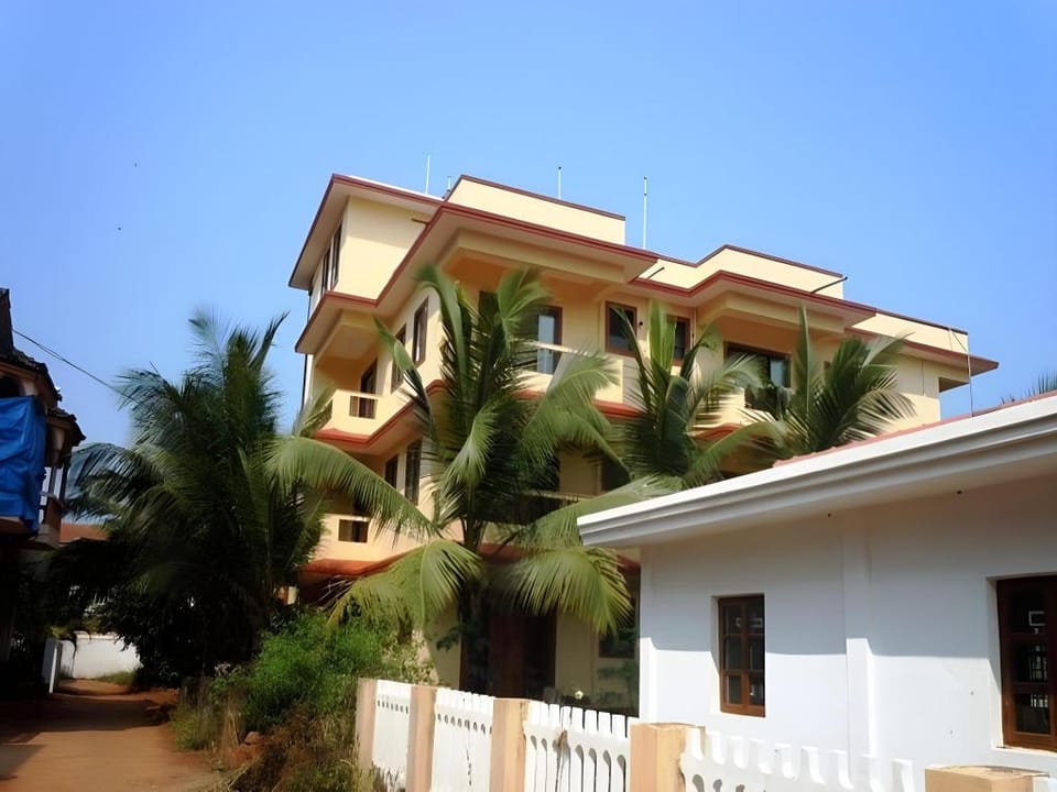 Vailankanni Holiday Homes Hotel in Calangute