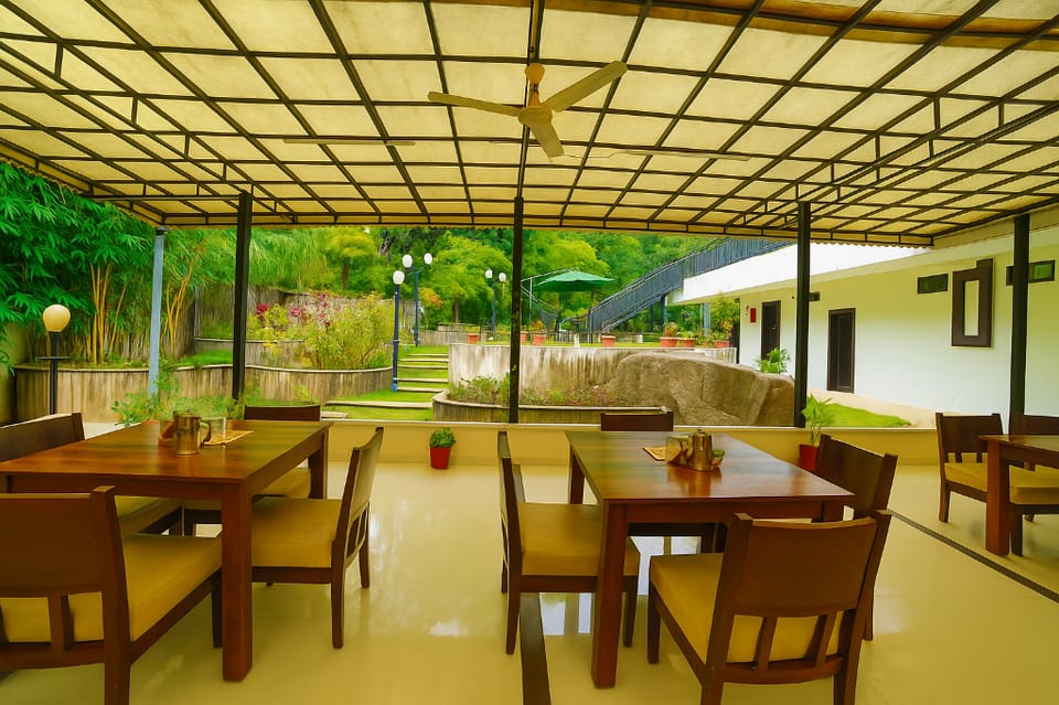 Hotel Shiv Villa by SAH Hotel in Gujarat