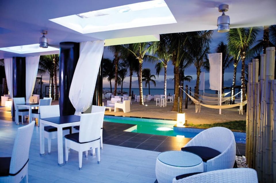 Riu Palace Jamaica - Adults Only - All Inclusive Resort in St. James Parish