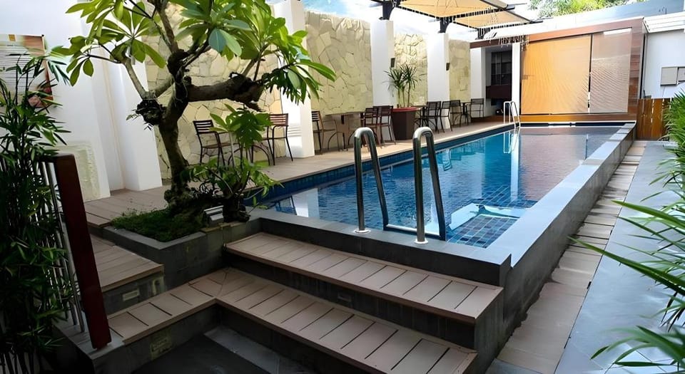 Favor Hotel Makassar City Center by LIFE Hotel in Indonesia