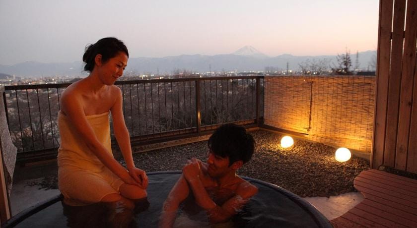 Hotel Kaminoyu Onsen Ryokan in Nagano Prefecture