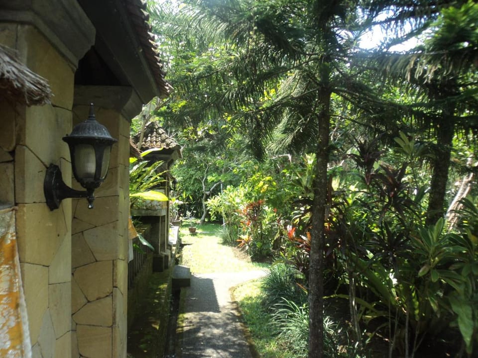 Villa Bhuana Alit Ubud Bed and Breakfast in Sukawati