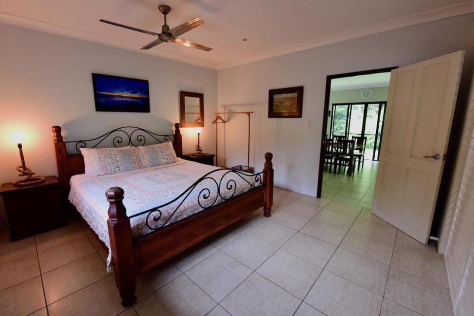 Thornton Beach Bungalows Daintree Lodge in Thornton Beach