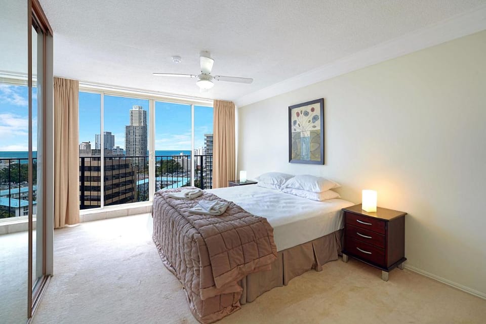 Condor Apartments by Gold Coast Premium Apartment hotel in Surfers Paradise