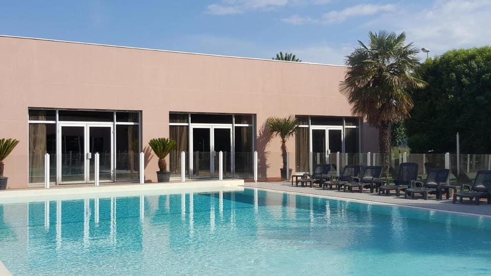 Best Western Plus Hotel Admiral Hotel in Auvergne-Rhône-Alpes