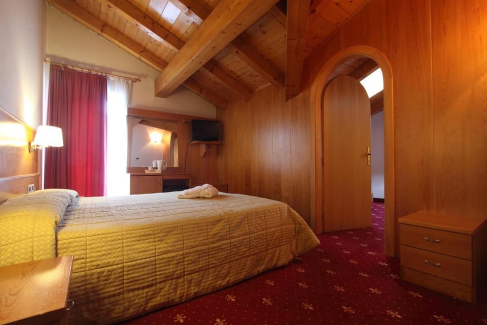 Hotel Fanes Suite & Spa Hotel in Moena