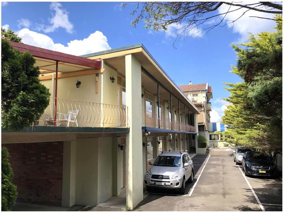 Clarendon Budget Hotel in Katoomba