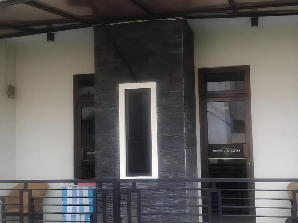 Simpang Homestay Hotel in East Java