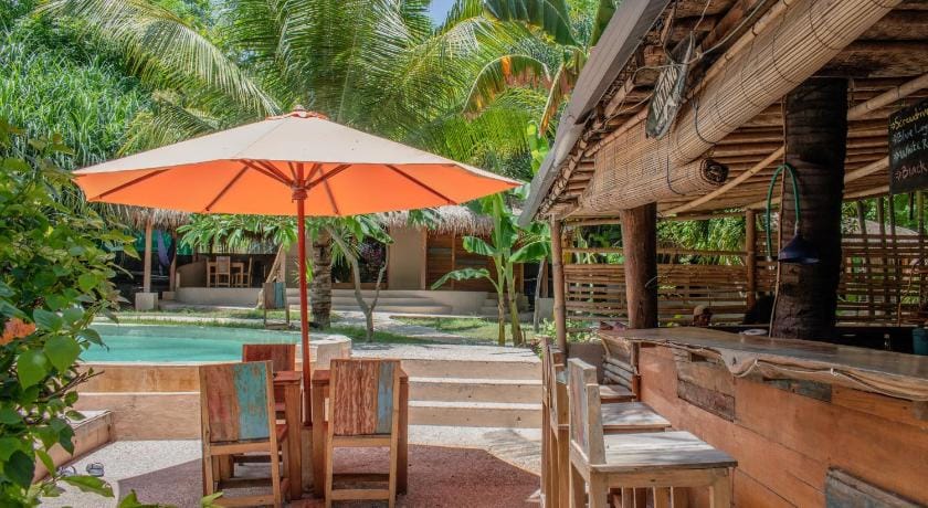 Jati Village Hotel in Pemenang