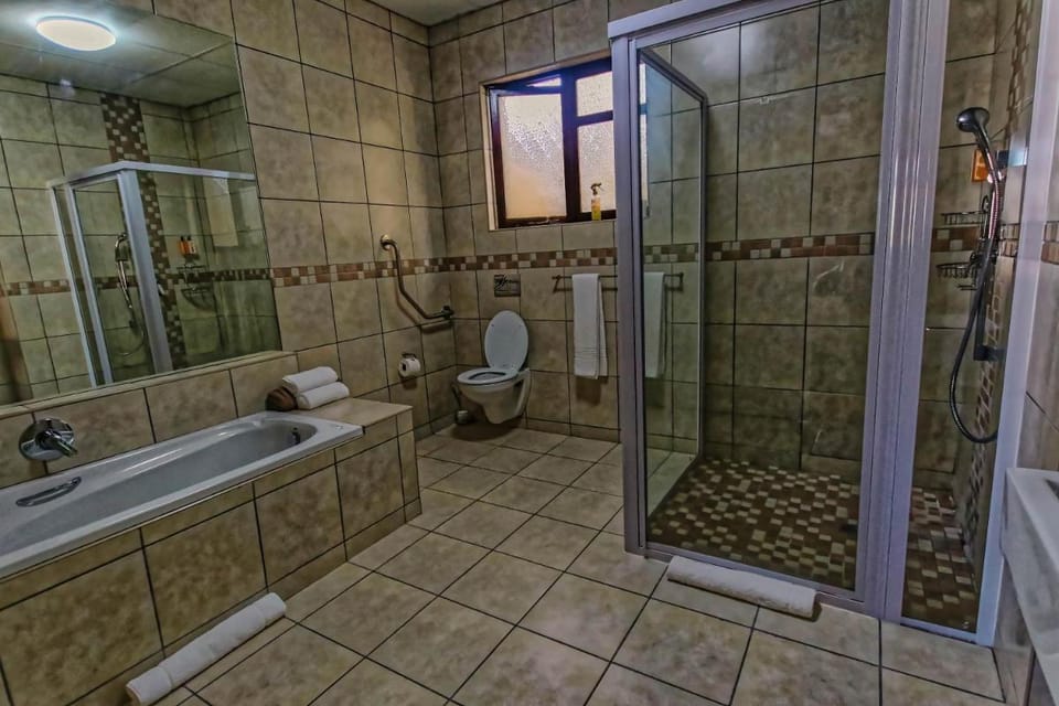 A&A Guesthouse Bed and Breakfast in Port Elizabeth