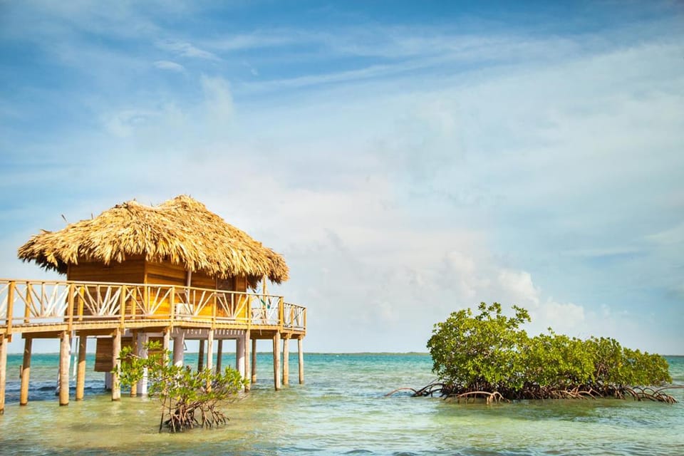 Thatch Caye Resort a Muy'Ono Resort Resort in Stann Creek District