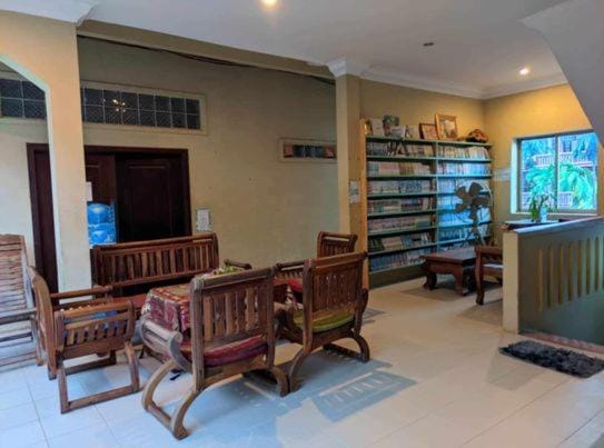 IKI IKI Guesthouse Bed and Breakfast in Krong Siem Reap