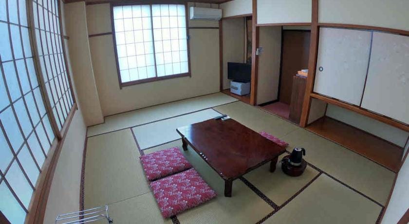 Yuzawa Ski House Bed and Breakfast in Japan