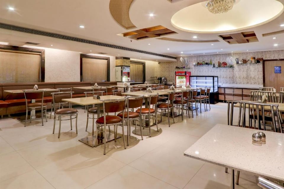 Townhouse Oak Madhapur Nera Regency Hotel in Hyderabad