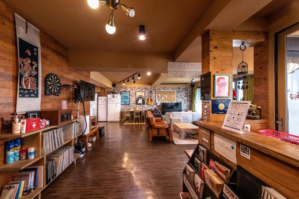 Uwa Guesthouse Bed and Breakfast in Seoul