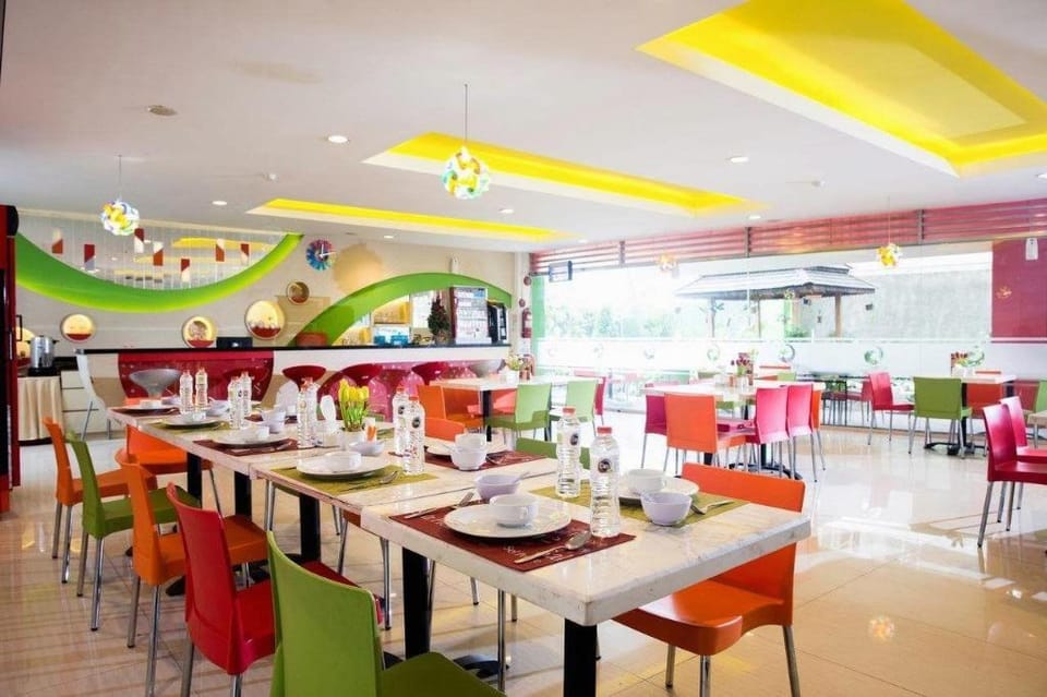 Dewarna Hotel And Convention Bojonegoro Hotel in East Java