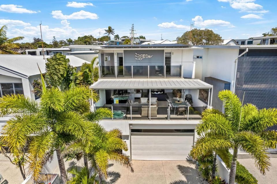 Alex Beach House Vacation rental in Sunshine Coast