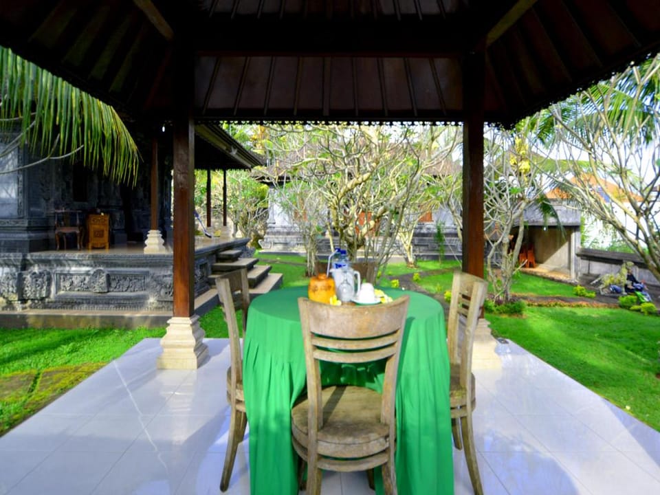 Wahyu Dewata Hotel in Blahbatuh
