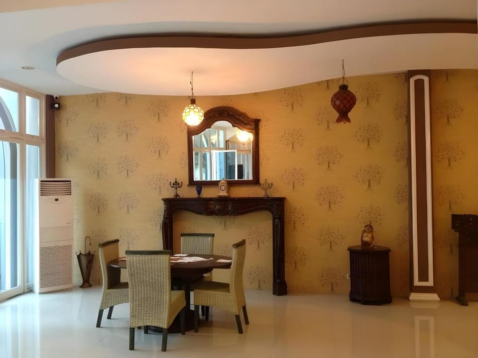 Mojokerto Classic Homestay Hotel in East Java