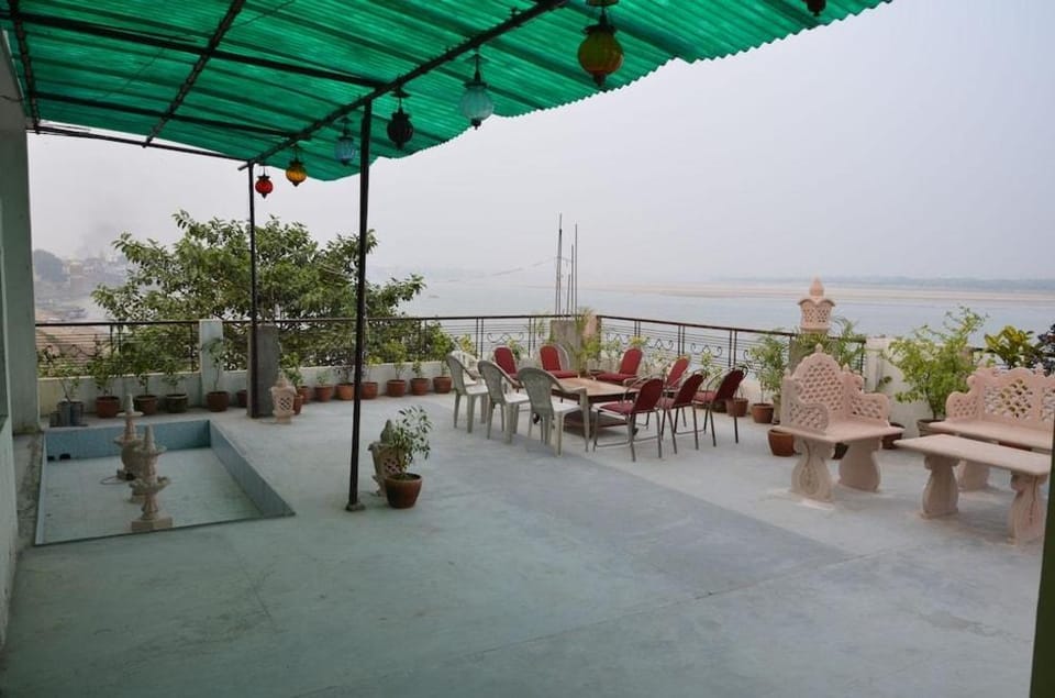 Hotel Ganga Monastery Bed and Breakfast in Varanasi