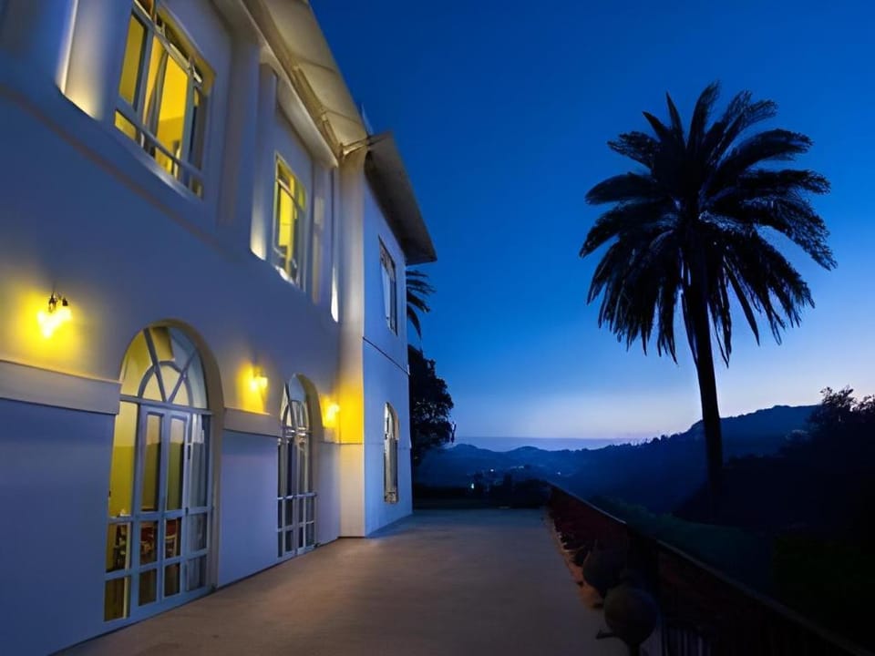 The Altus - A Luxury Homestay Vacation rental in Gujarat