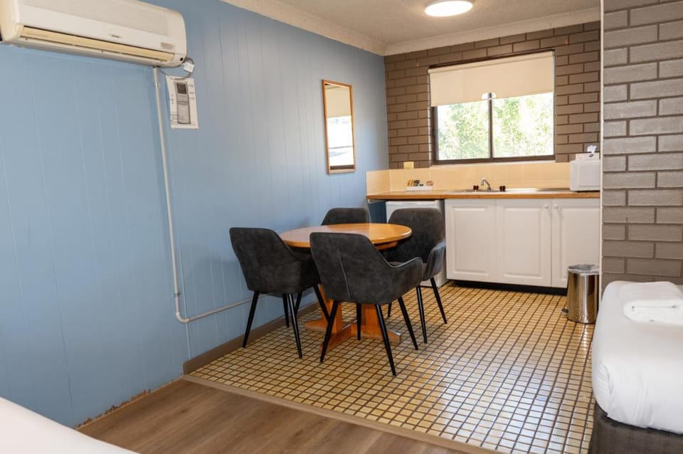 Tumut Valley Motel Pet Friendly Motel in Tumut