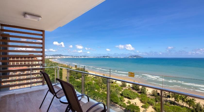Seacube Resort Hotel in Sanya