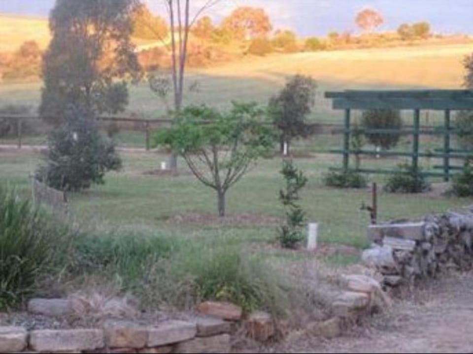 Stone Hut Cottages Campground/ 
RV Resort in South Australia