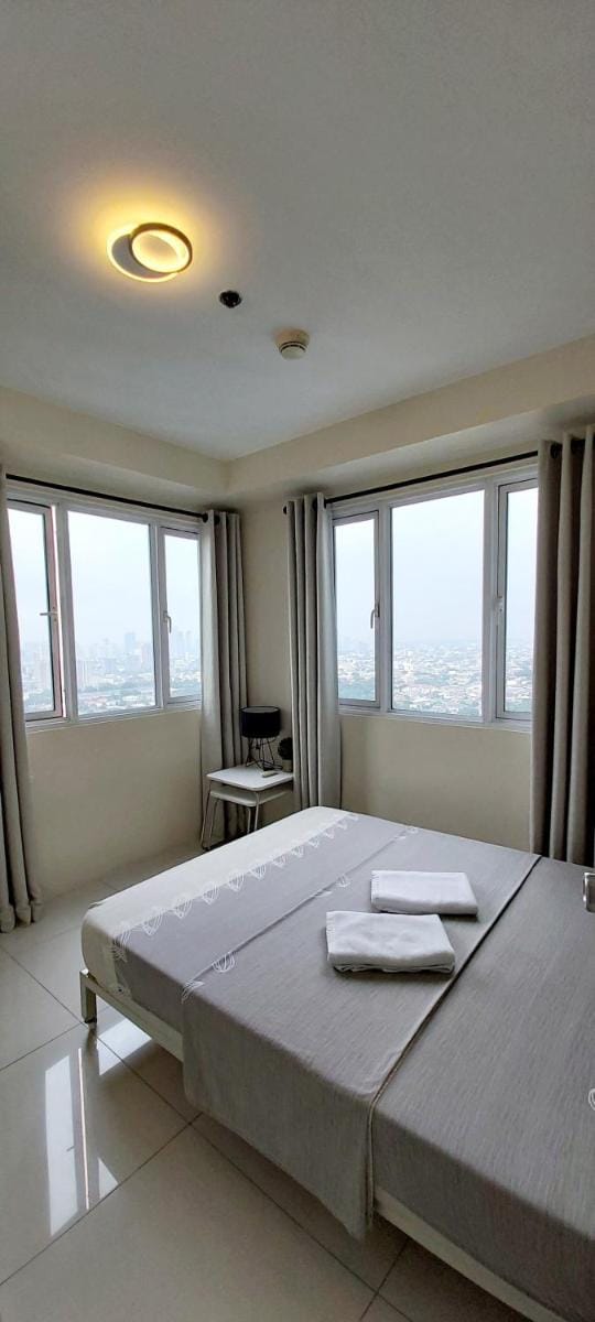 Condo Studio Luxe in Princeton Residences Apartment in Quezon City