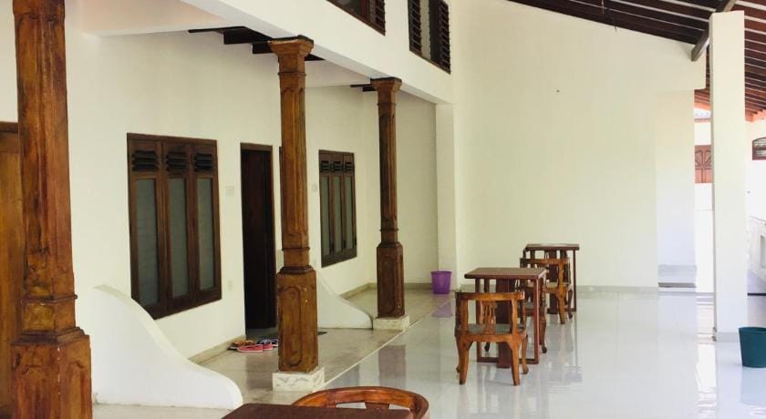 Ocean View Hotel Hotel in Western Province