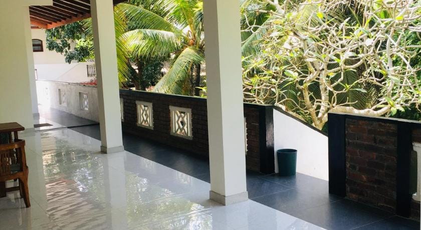 Ocean View Hotel Hotel in Western Province