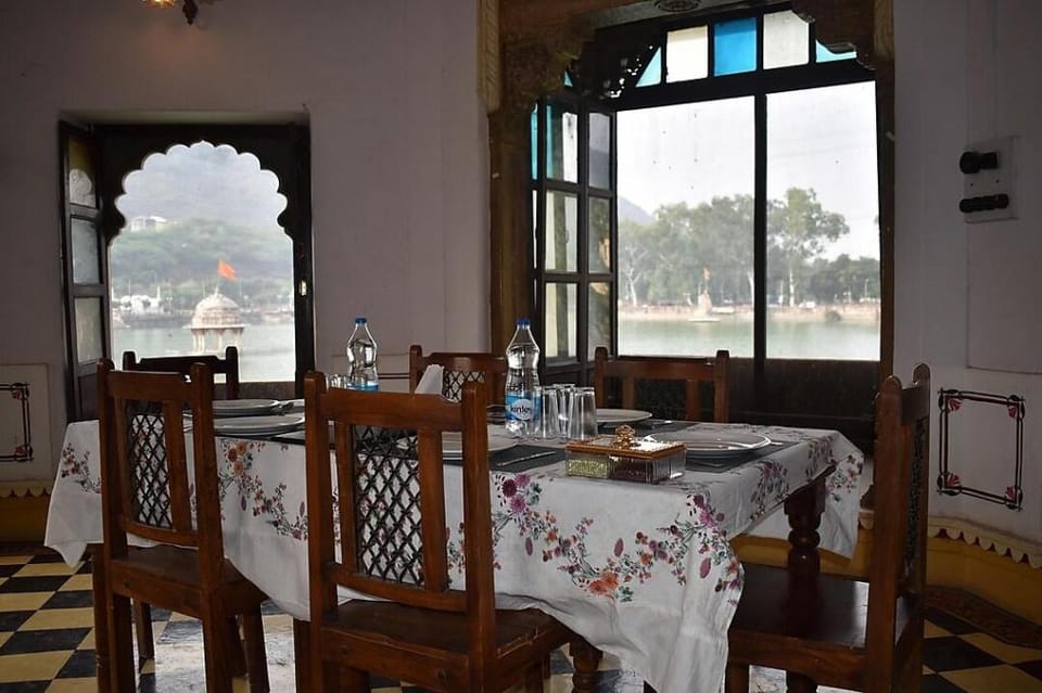 Hotel Nawal Sagar Palace Hotel in Rajasthan